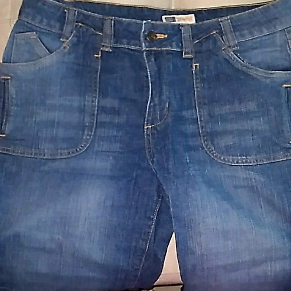 Faded Glory Cuffed Capri stretch jean, missy 12